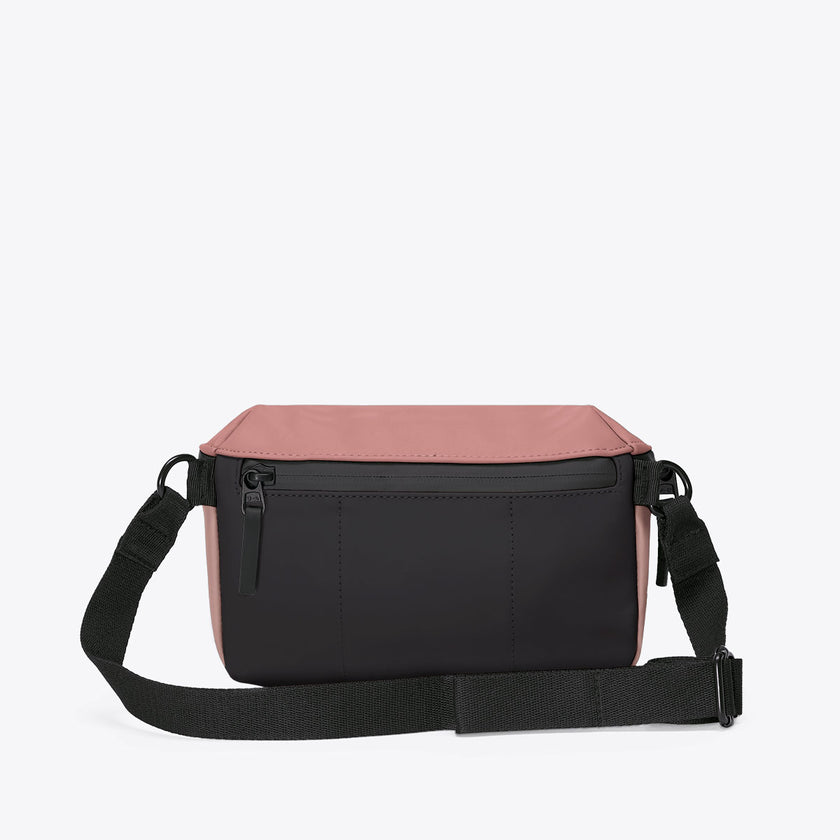 Ucon Acrobatics Jona Medium Bag | Dark Rose-Rose
