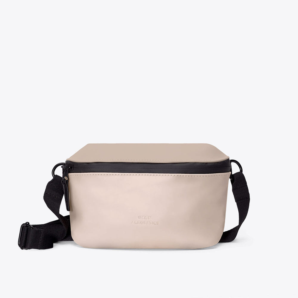 Ucon Acrobatics Jona Medium Bag | Nude/Light Apricot