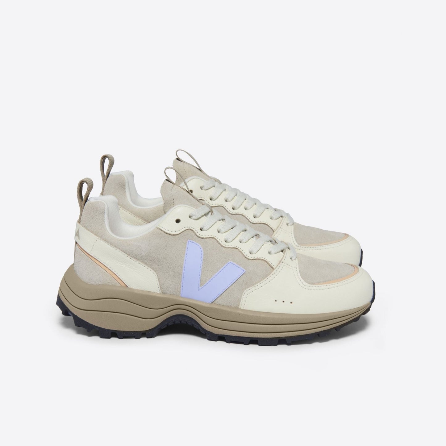 VEJA Venturi Suede | Almond Swan