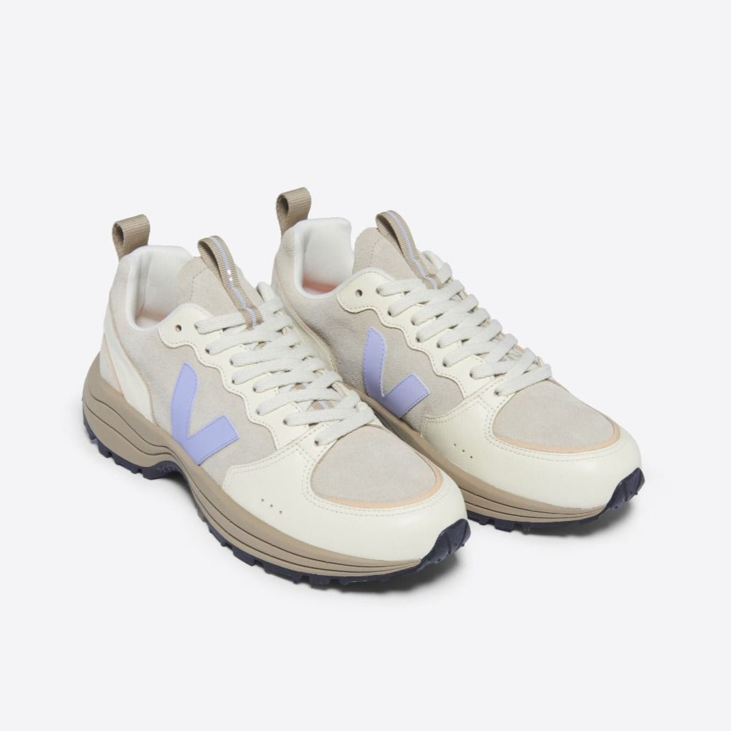 VEJA Venturi Suede | Almond Swan