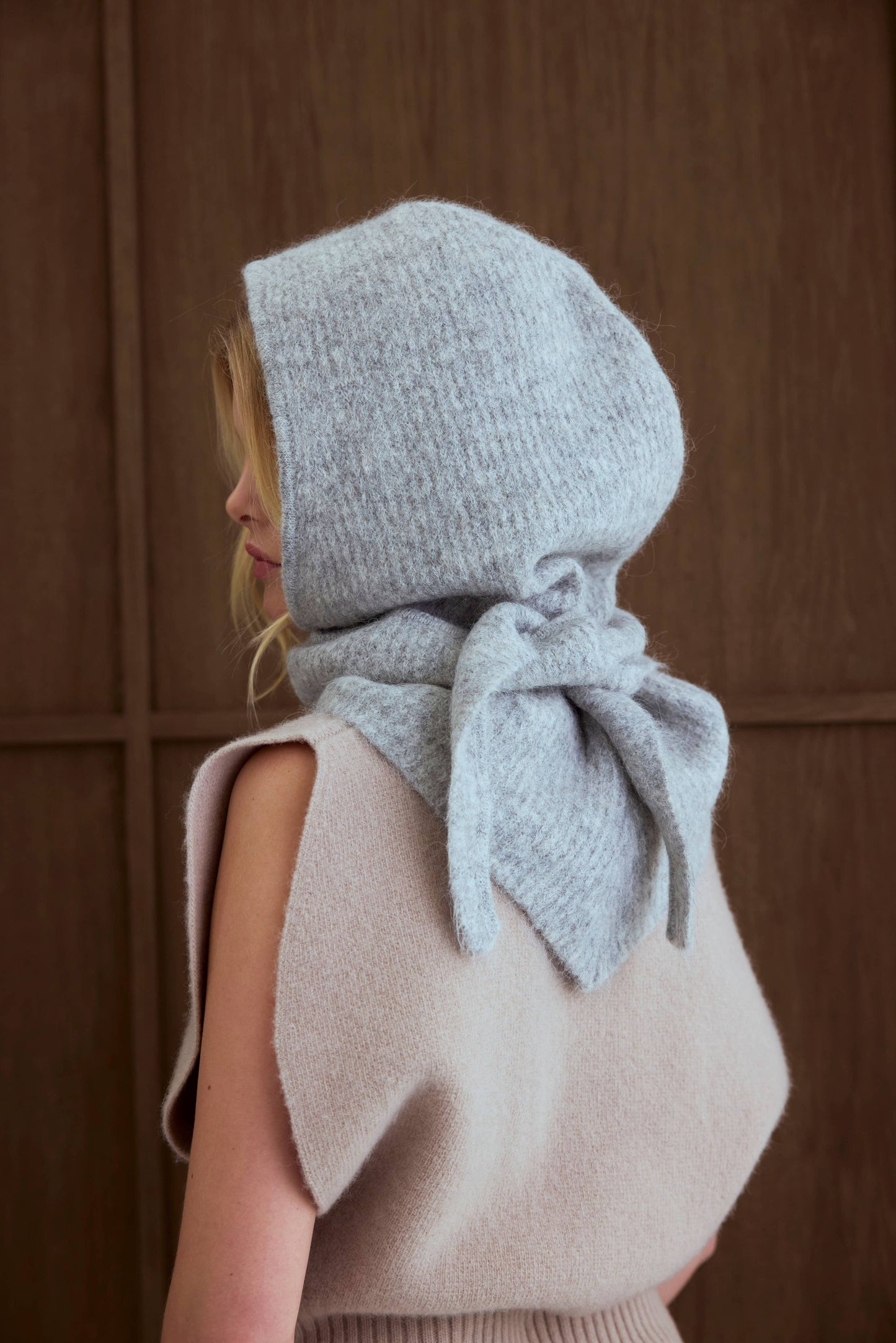 ARCTIC FOX The Alpaca Hooded Scarf - Blizzard Grey - FW25