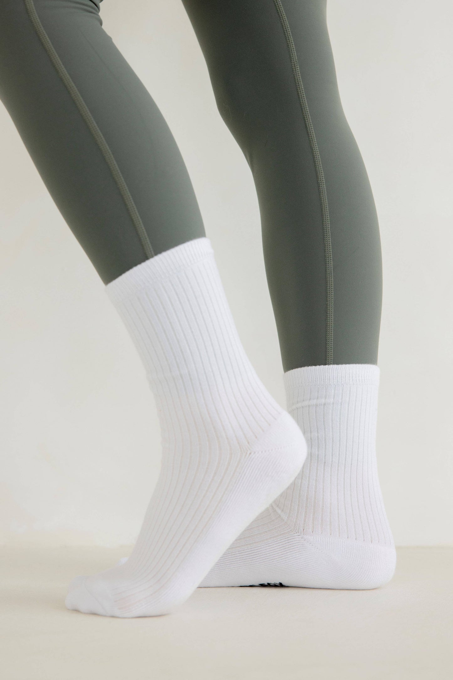 ARCTIC FOX  The Everyday Socks - 100% Bamboo - White - FW25