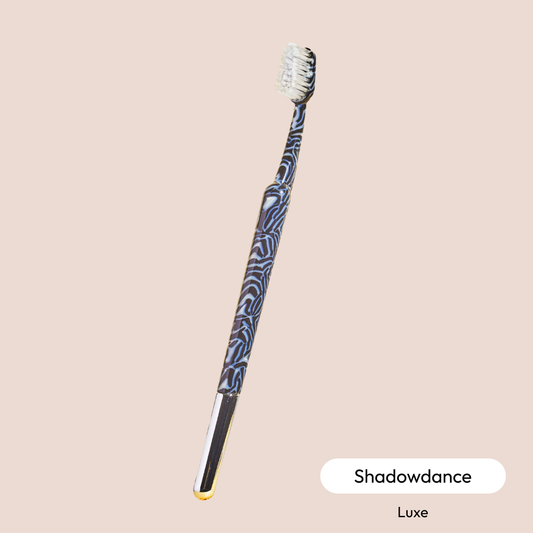 The Better Brush: Shadowdance - Luxe