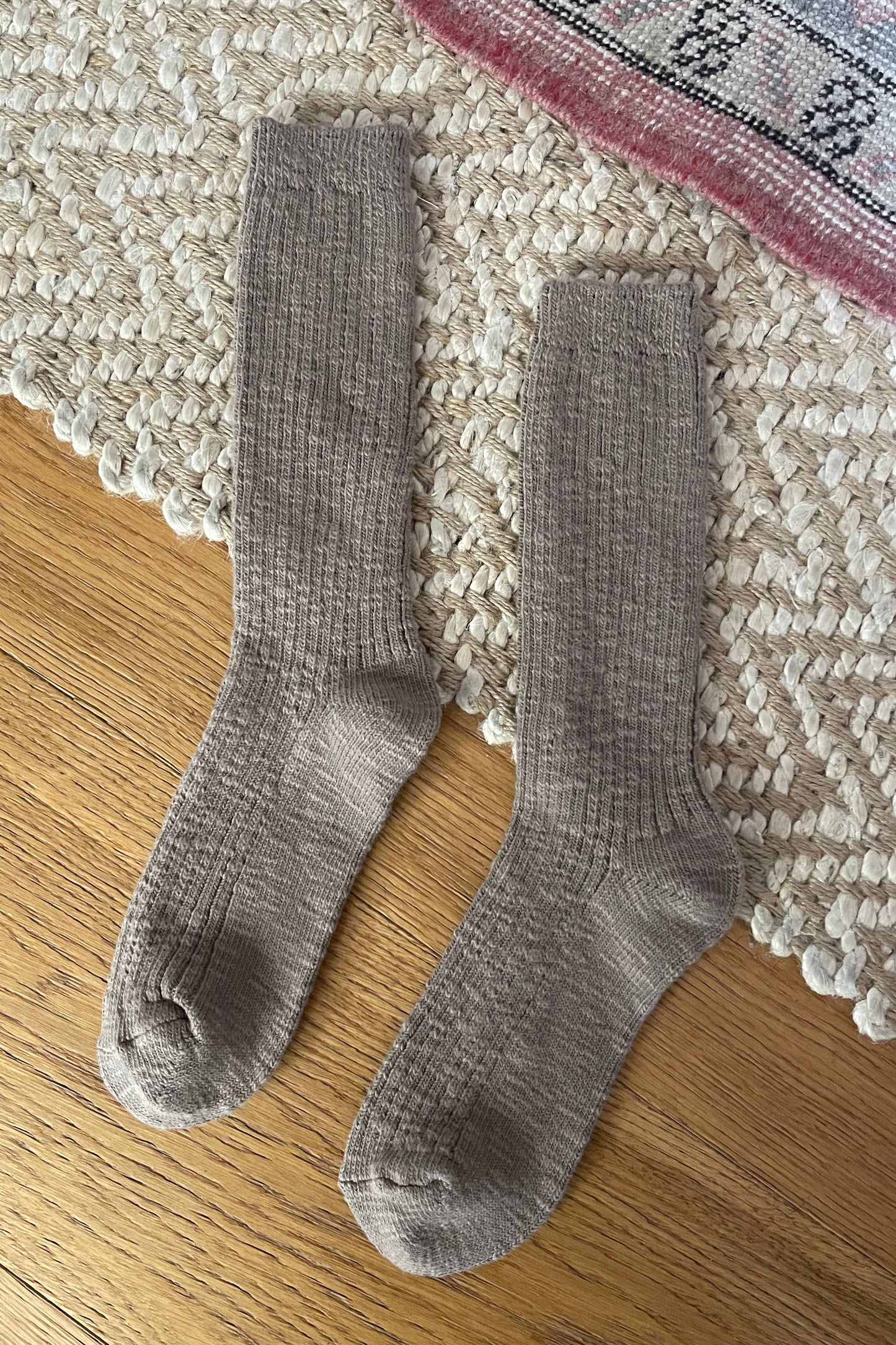 LE BON SHOPPE Cottage Socks | White Linen