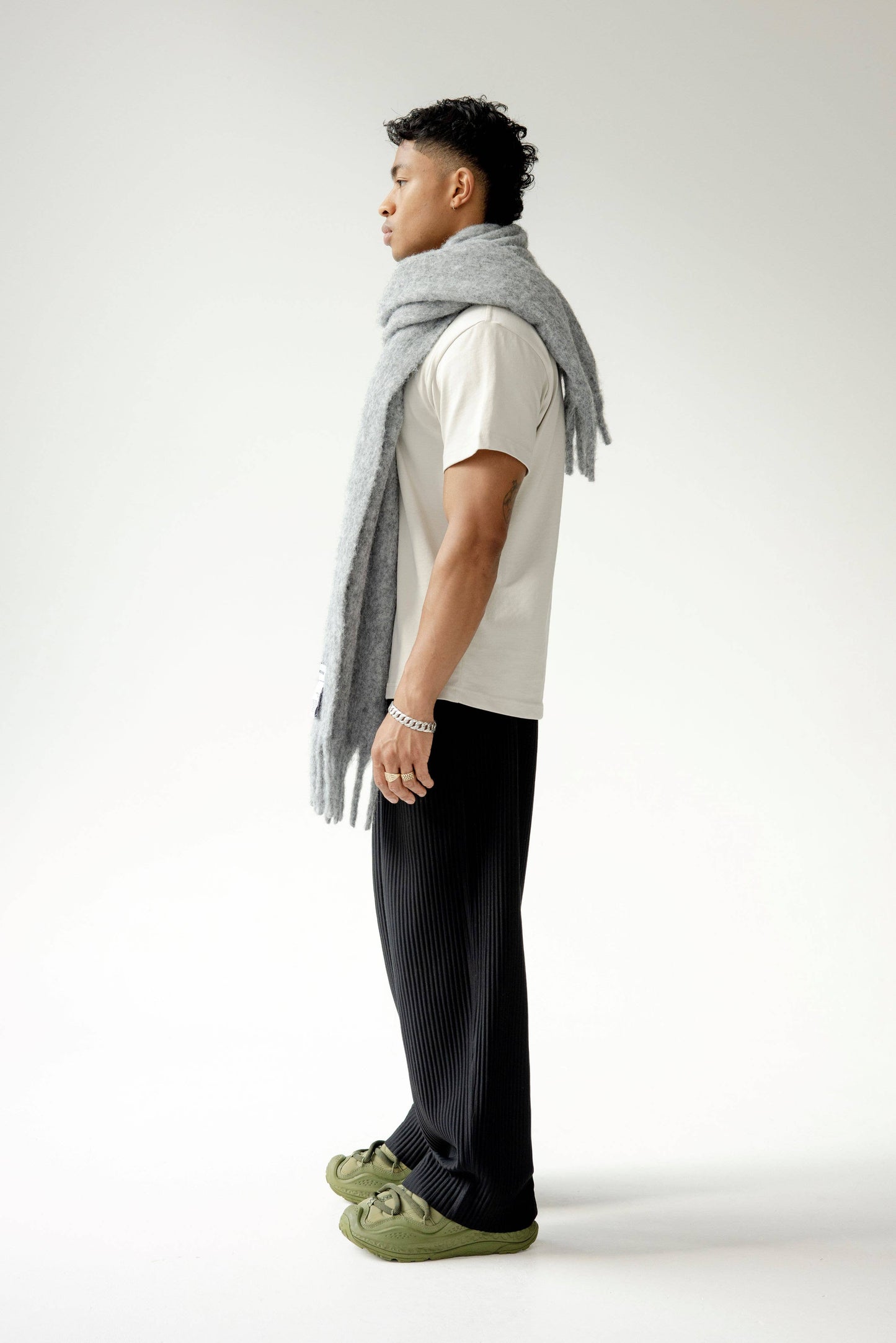 ARCTIC FOX The Reykjavik Scarf with RWS Wool - Grey - FW25