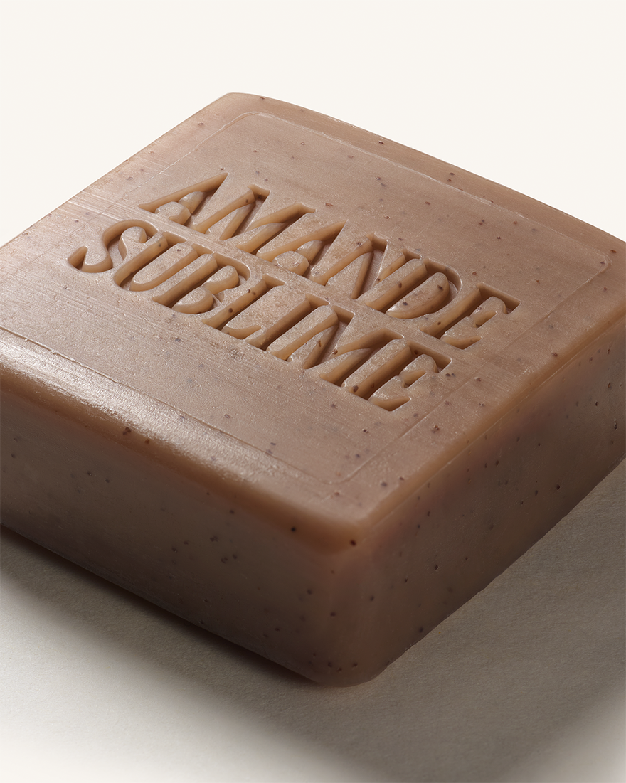 L'OCCITANE Almond Exfoliating Soap – 1.7 oz
