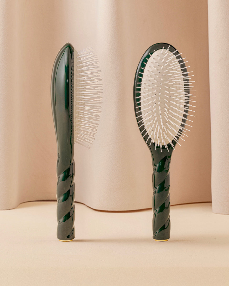 LA BONNE BROSSE N.07 The Intense Detangling and Stimulating Brush