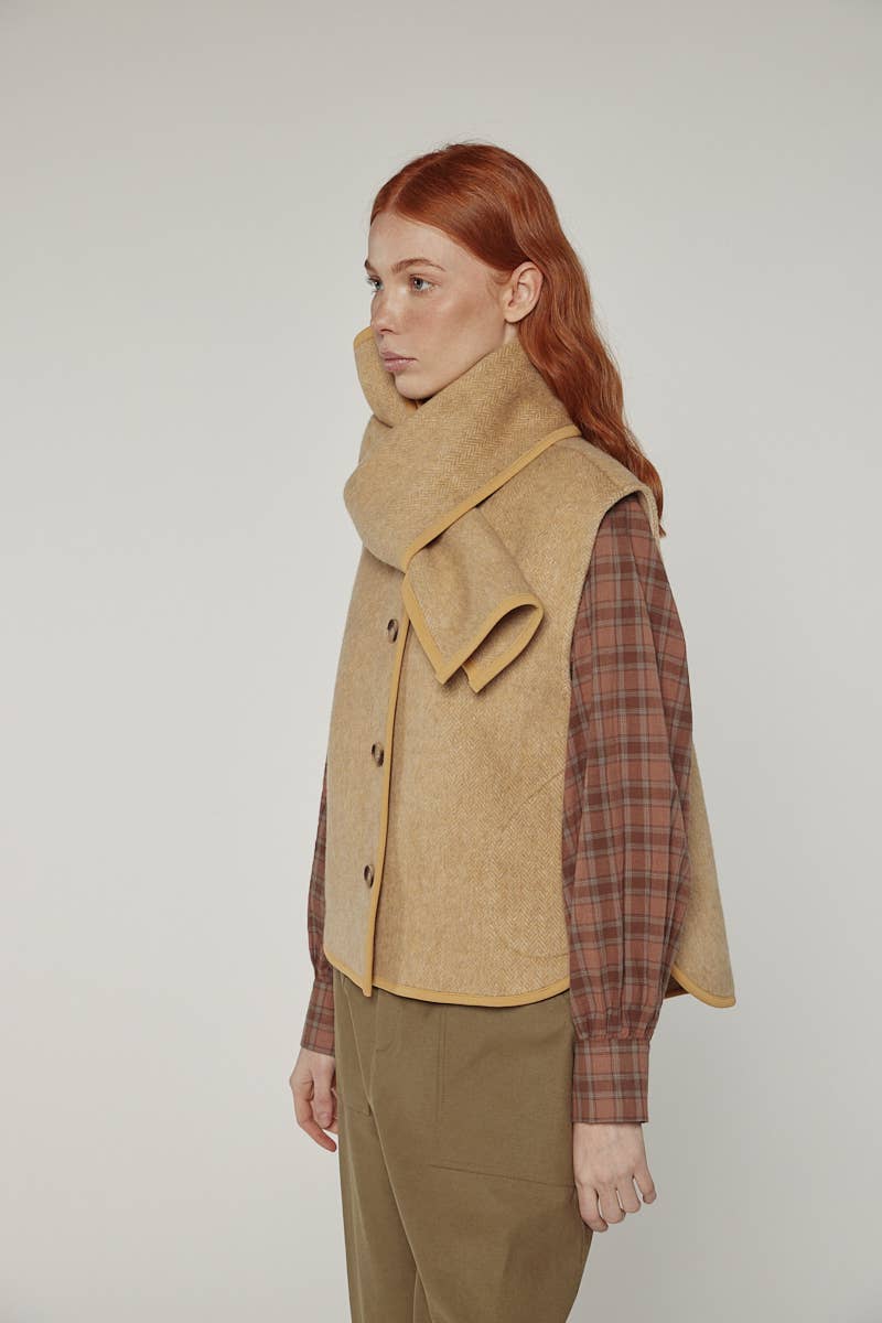 Wool-blended scarf vest: Cashews / Solid / M/L