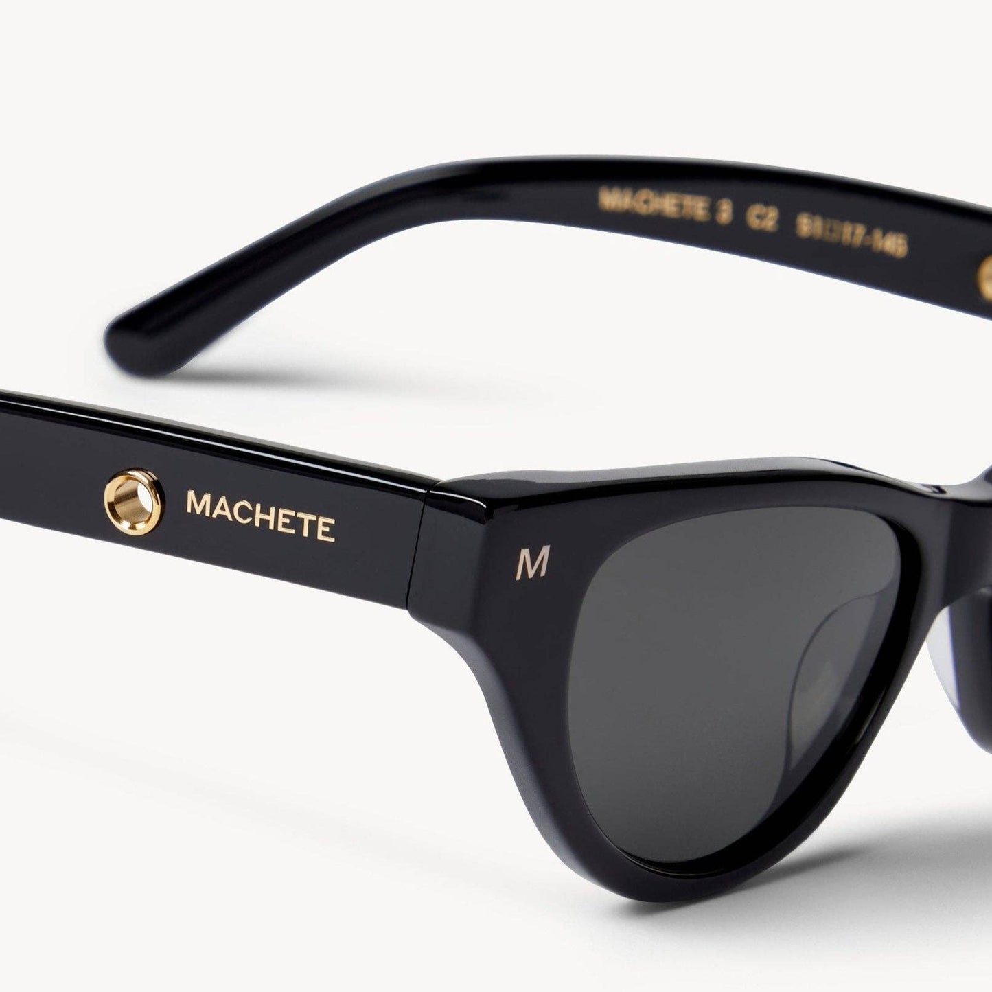 MACHETE Suzy Sunglasses | Black