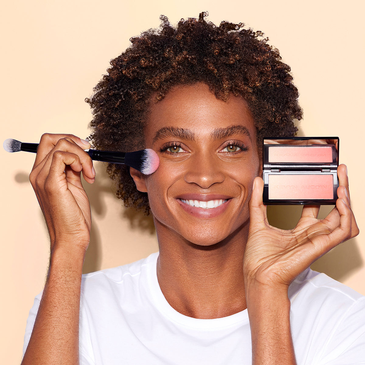 KEVYN AUCOIN Duet Blush Brush