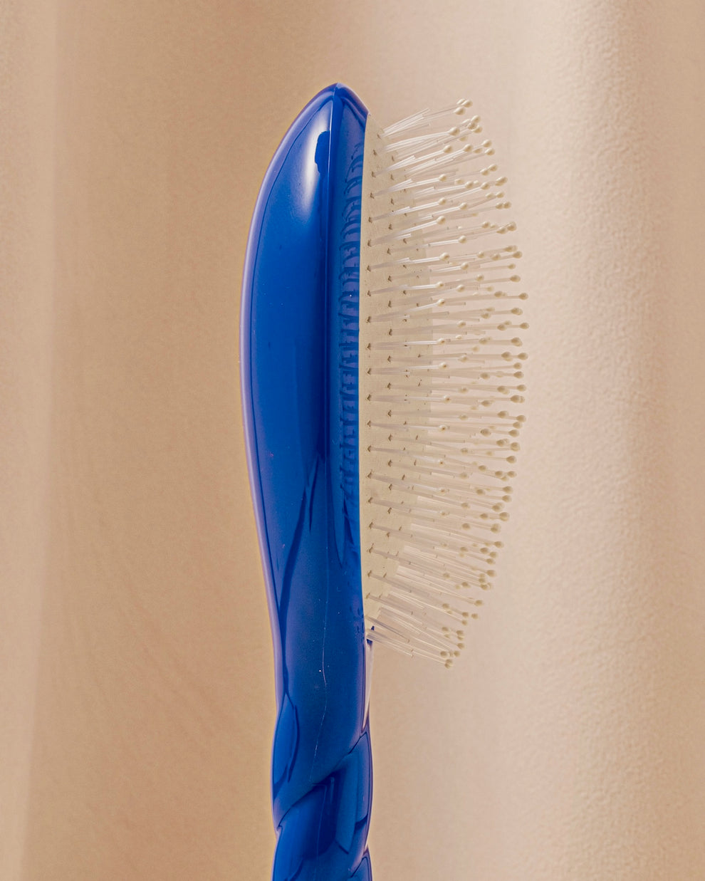 La Bonne Brosse x Augustinus Bader N.04 Detangling Brush