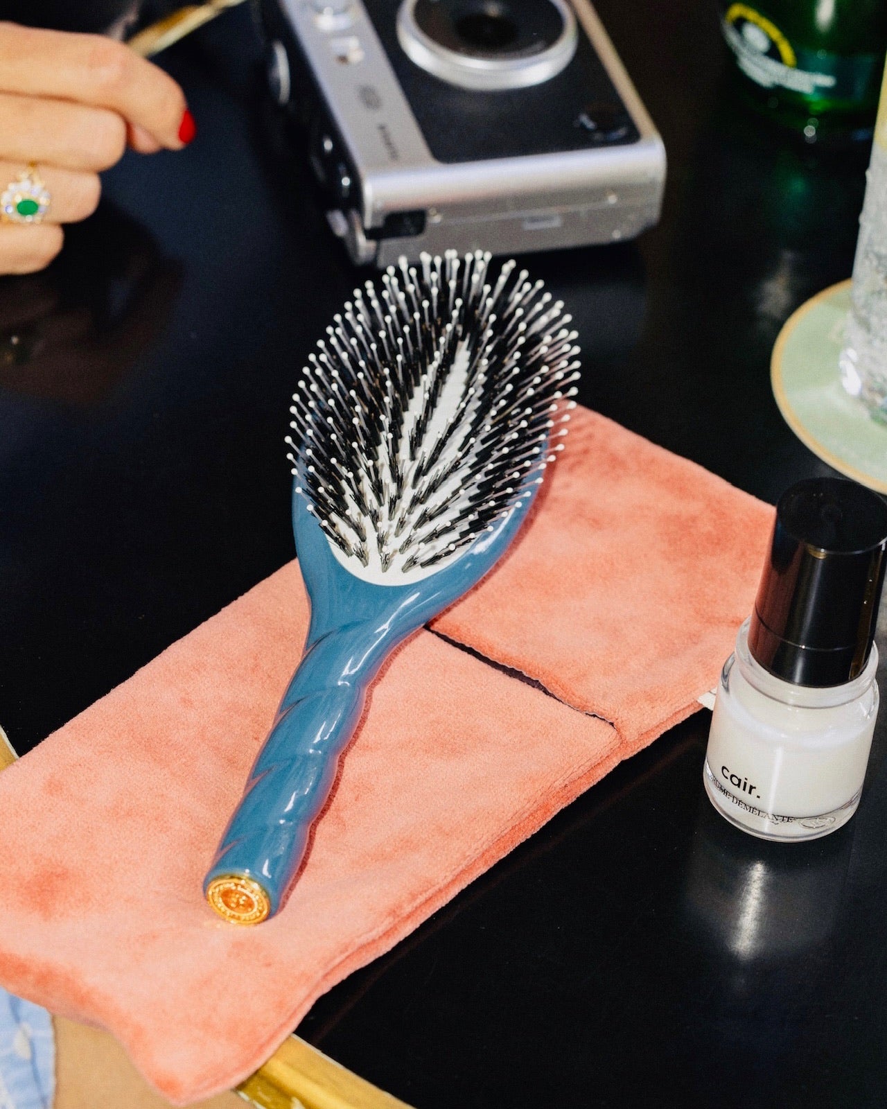 LA BONNE BROSSE N.03 The Gentle Scalp Care Hairbrush