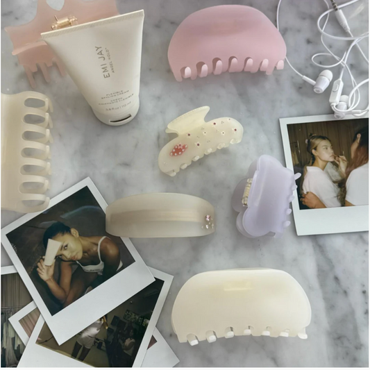 EMI JAY Sweetheart Clip | CLOUD KISS