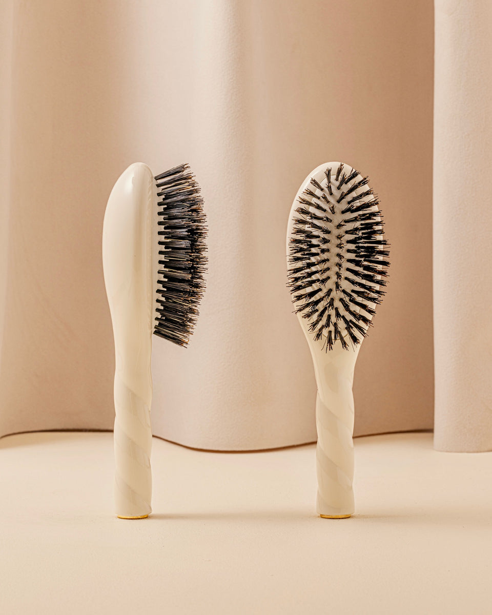 LA BONNE BROSSE N.01 The Small Universal Shine & Care Brush