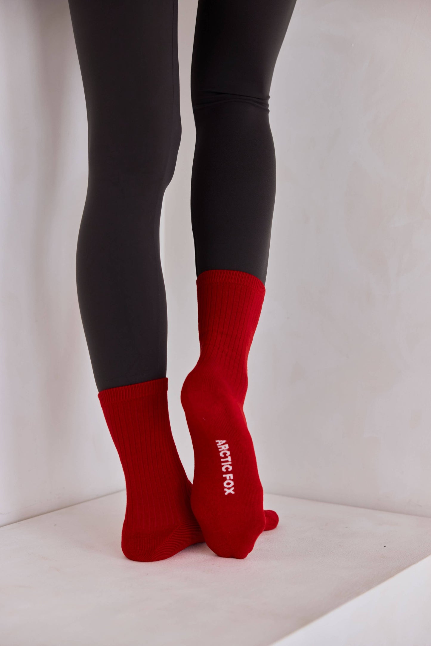 ARCTIC FOX The Everyday Socks - 100% Bamboo - Red - FW25