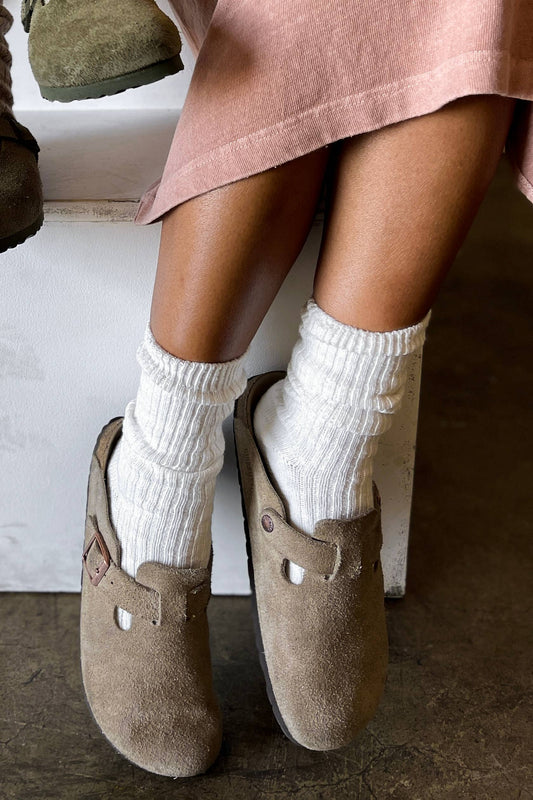 LE BON SHOPPE Cottage Socks | White Linen